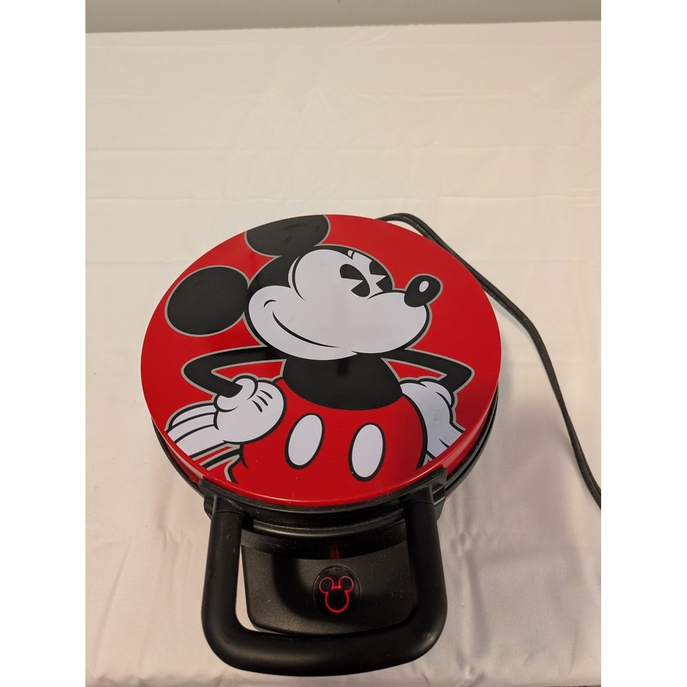 Disney Mickey Mouse 7.5 Inch‎ Waffle Maker (Tested)